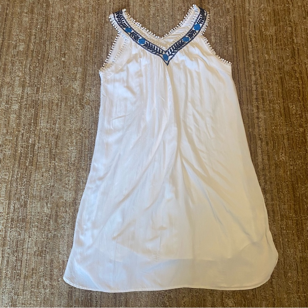 Loft Embroidered Shift Sundress S White Blue